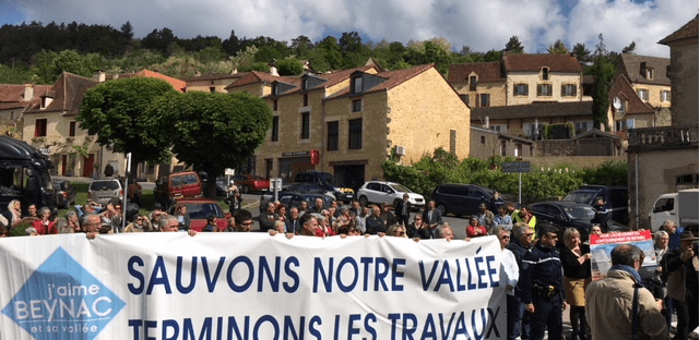 Plus de 200 adhérents de l'association J'aime Beynac interpellent Jean Michel Blanquer le 12 mai